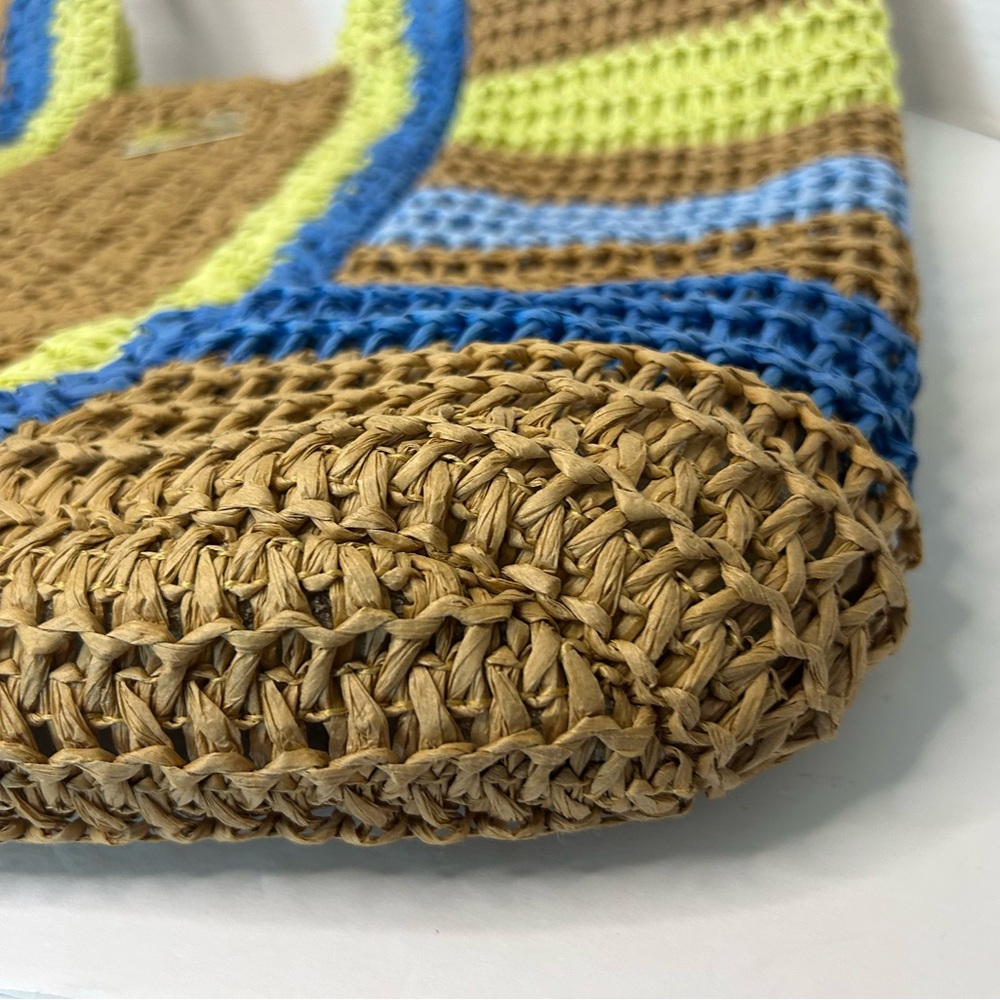Like new Raffia bag - Picture 5 of 12